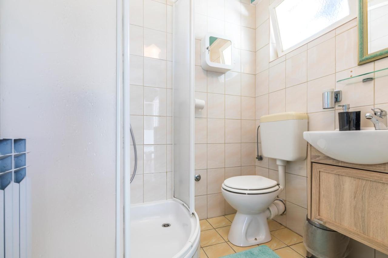 Alaburic Rooms & Apartment Mali Losinj Exterior photo