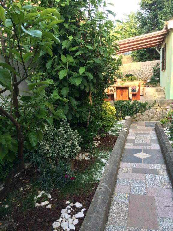 Alaburic Rooms & Apartment Mali Losinj Exterior photo